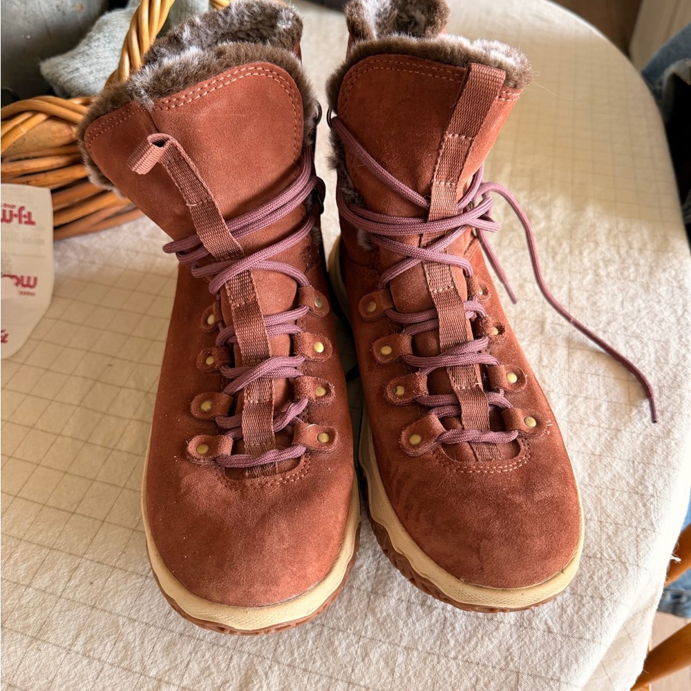 Women's Day Venture Insulated Boots, Lace-Up